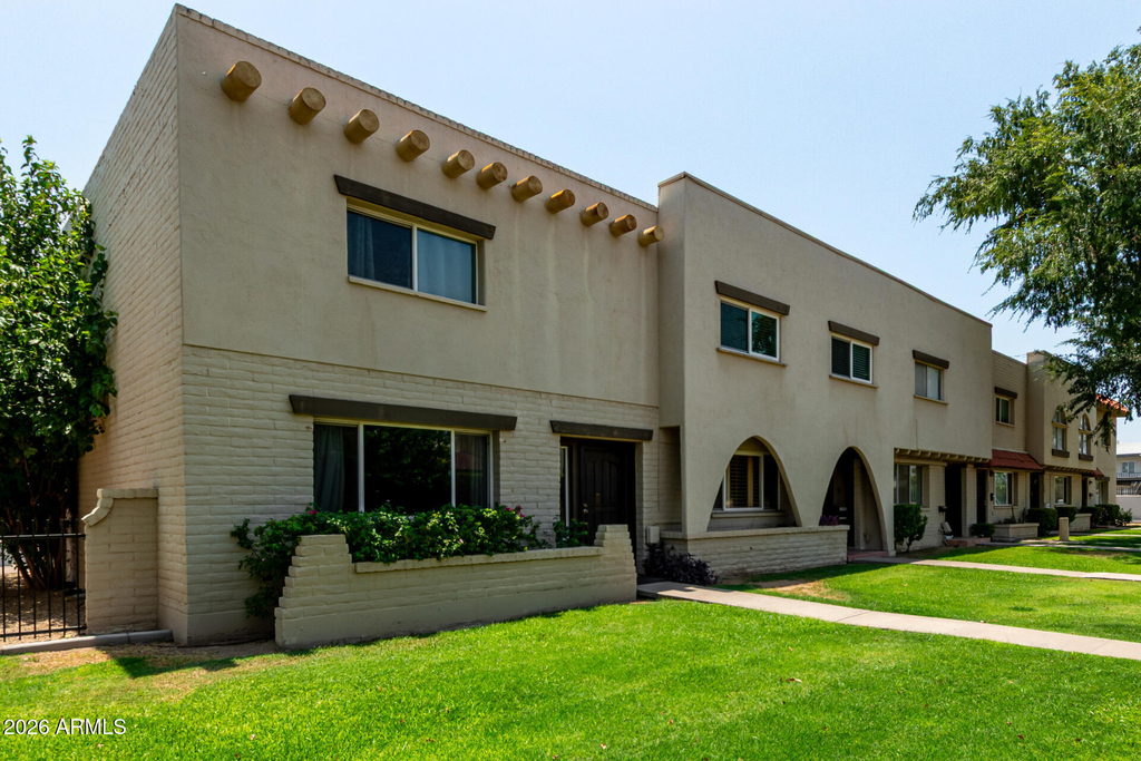 6825 E Osborn Road - Photo 2