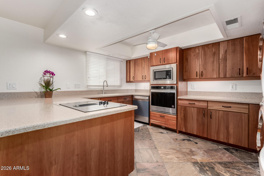6825 E Osborn Road - Photo 10