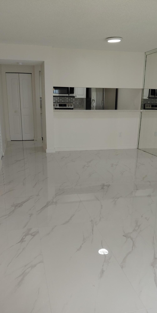 18276 Mediterranean Boulevard - Photo 3