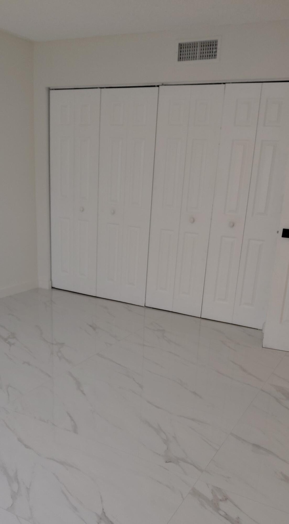 18276 Mediterranean Boulevard - Photo 4
