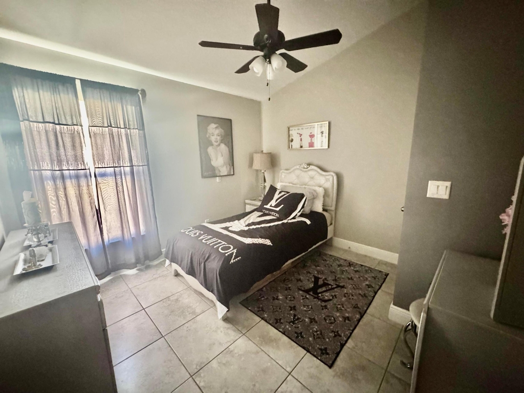 9621 Rainwood Court - Photo 16