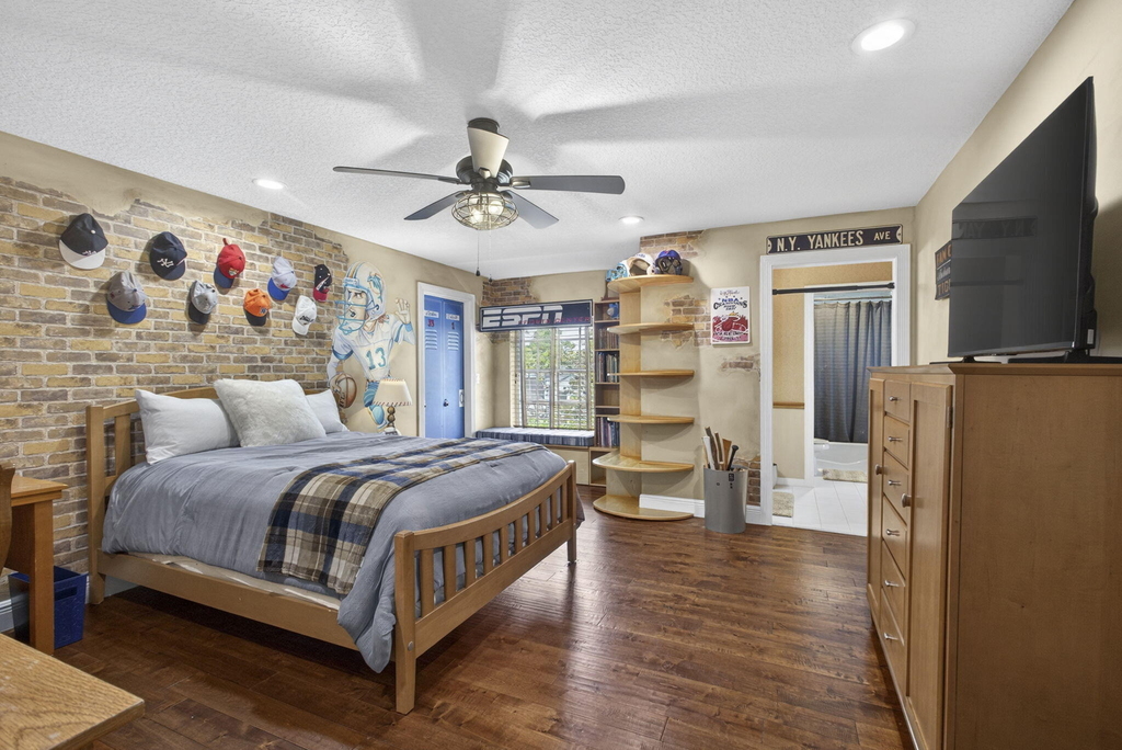 8704 Wendy Lane E - Photo 94