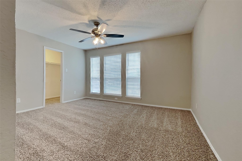 617 Crystal Brook Drive - Photo 14