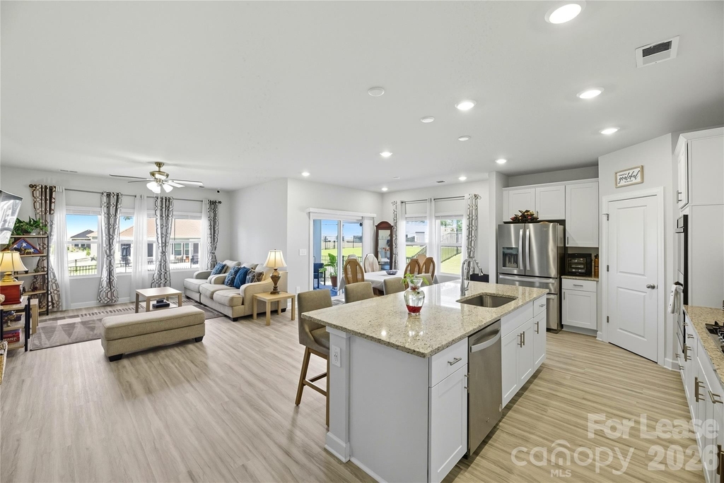 2023 Merida Street - Photo 2