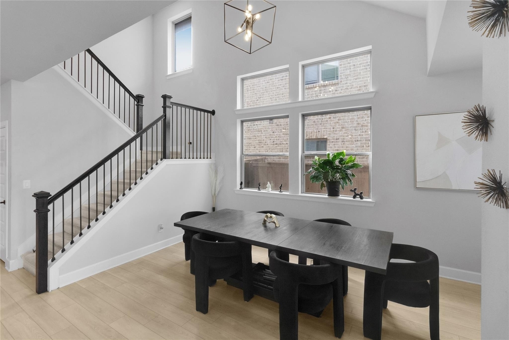 1033 Parkfield Road - Photo 9