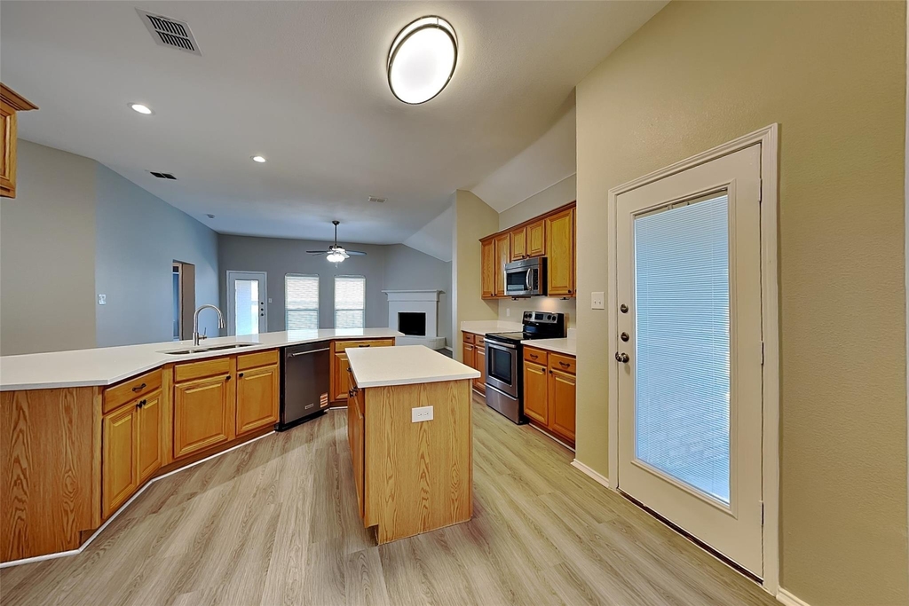300 Lottie Lane - Photo 3