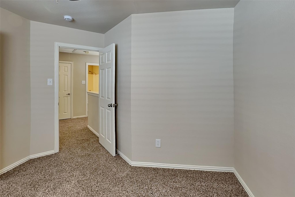 11800 Porcupine Drive - Photo 15