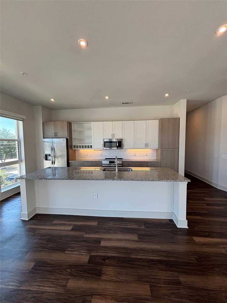 6303 Frisco Square Boulevard - Photo 3