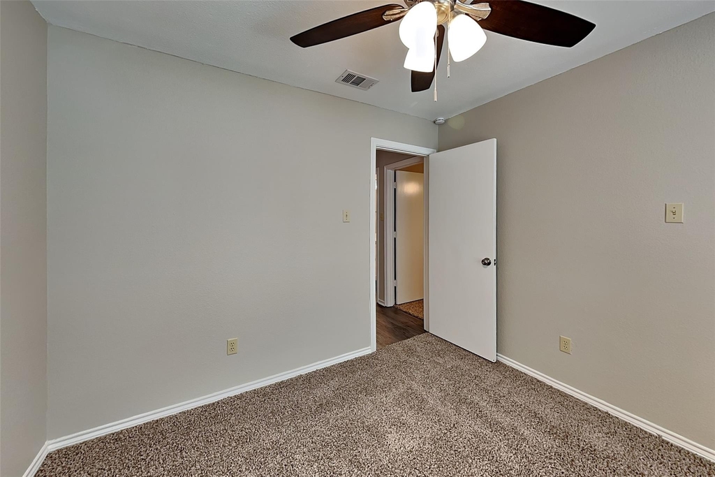 2613 Forestview Drive - Photo 13
