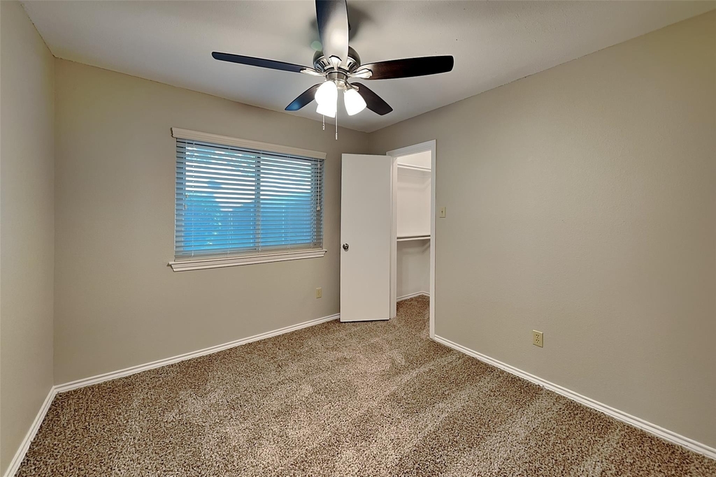 2613 Forestview Drive - Photo 11