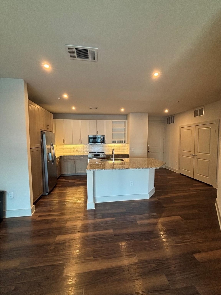 6303 Frisco Square Boulevard - Photo 7