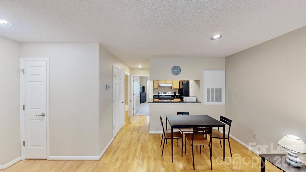 424 Mather Green Avenue - Photo 7