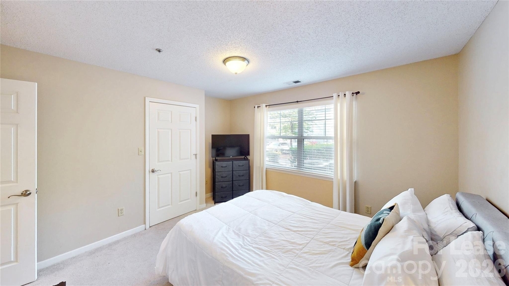 424 Mather Green Avenue - Photo 14