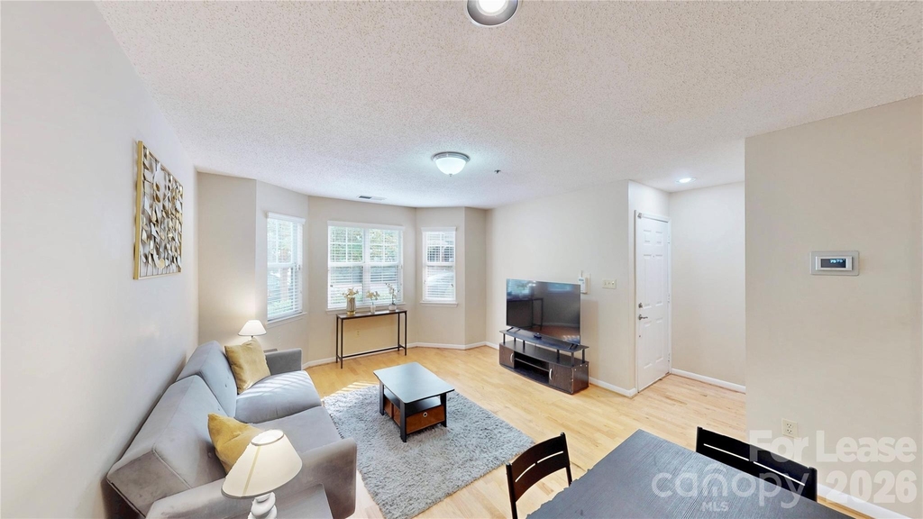 424 Mather Green Avenue - Photo 3