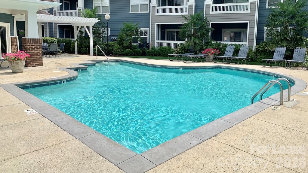 424 Mather Green Avenue - Photo 16