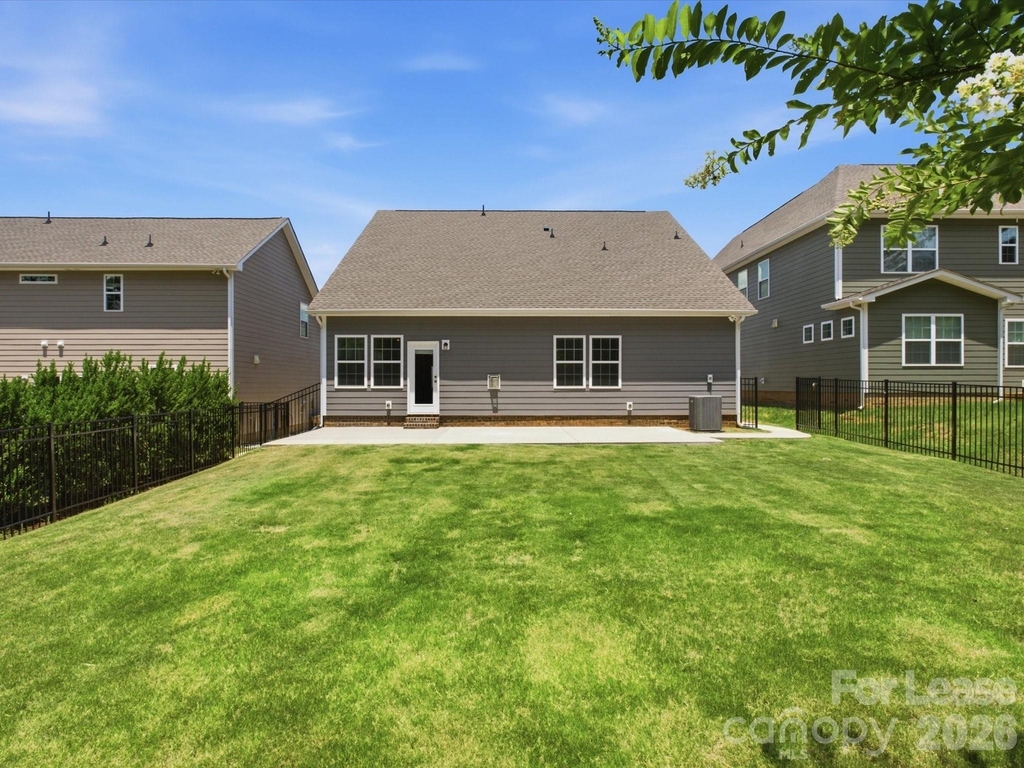 1012 Whipcord Drive - Photo 35