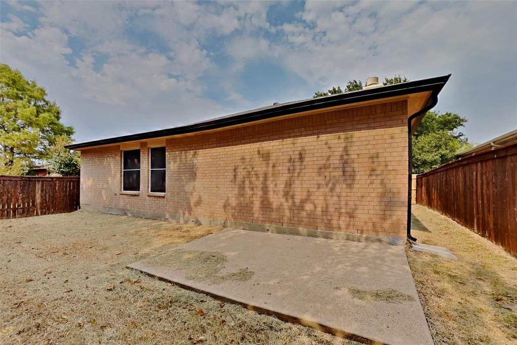 520 Hollyberry Drive - Photo 16