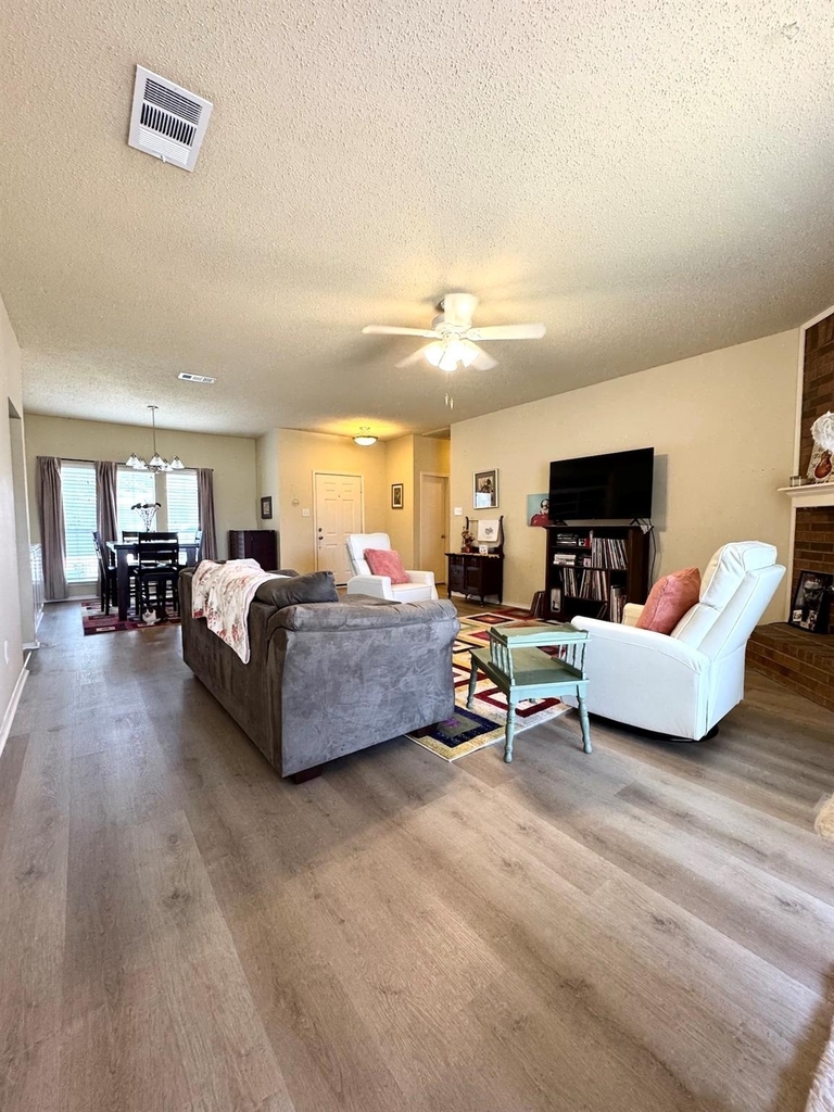 5512 Vineyard Lane - Photo 2