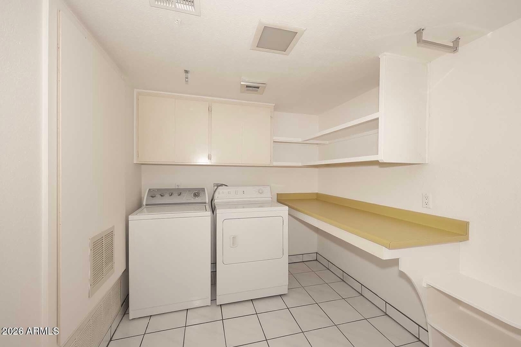 8311 E Via De Sereno -- - Photo 17
