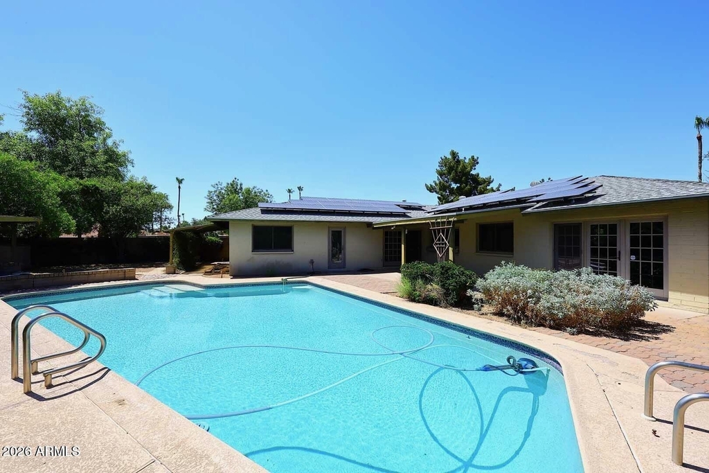 8311 E Via De Sereno -- - Photo 27