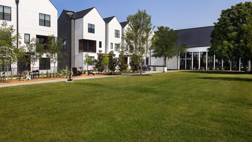 2100 Legacy Drive - Photo 29