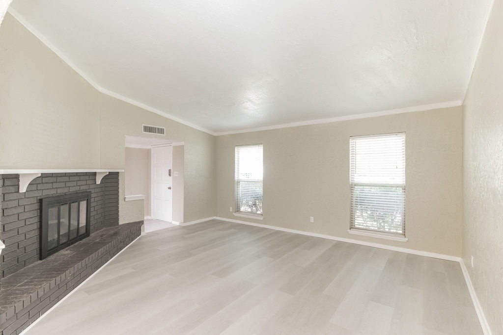 3117 San Diego Drive - Photo 5