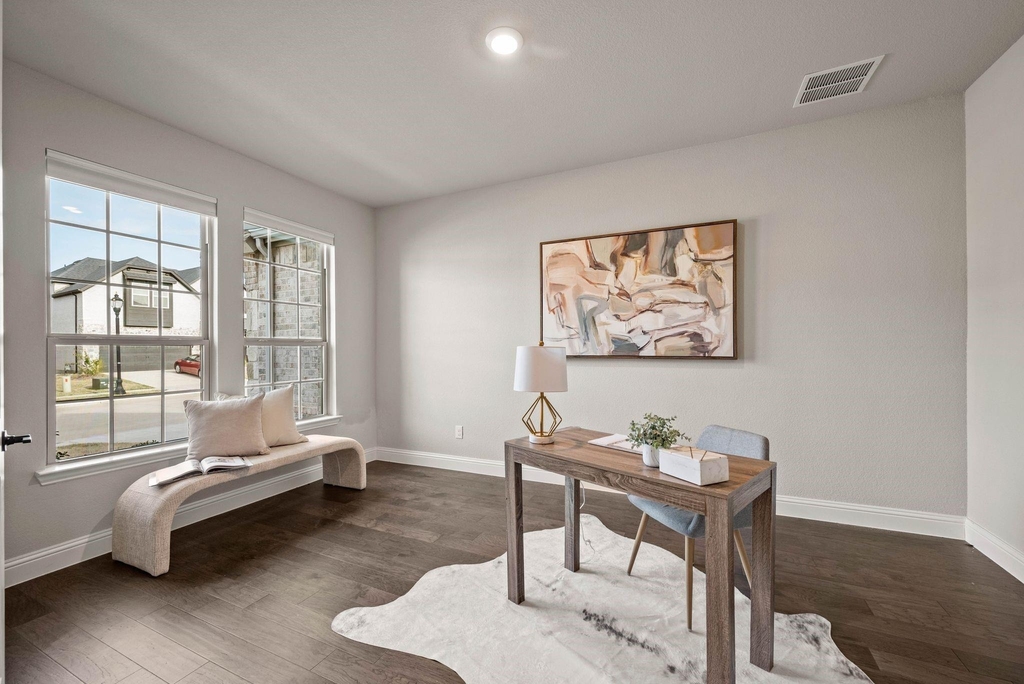 2501 Bedford Road - Photo 4
