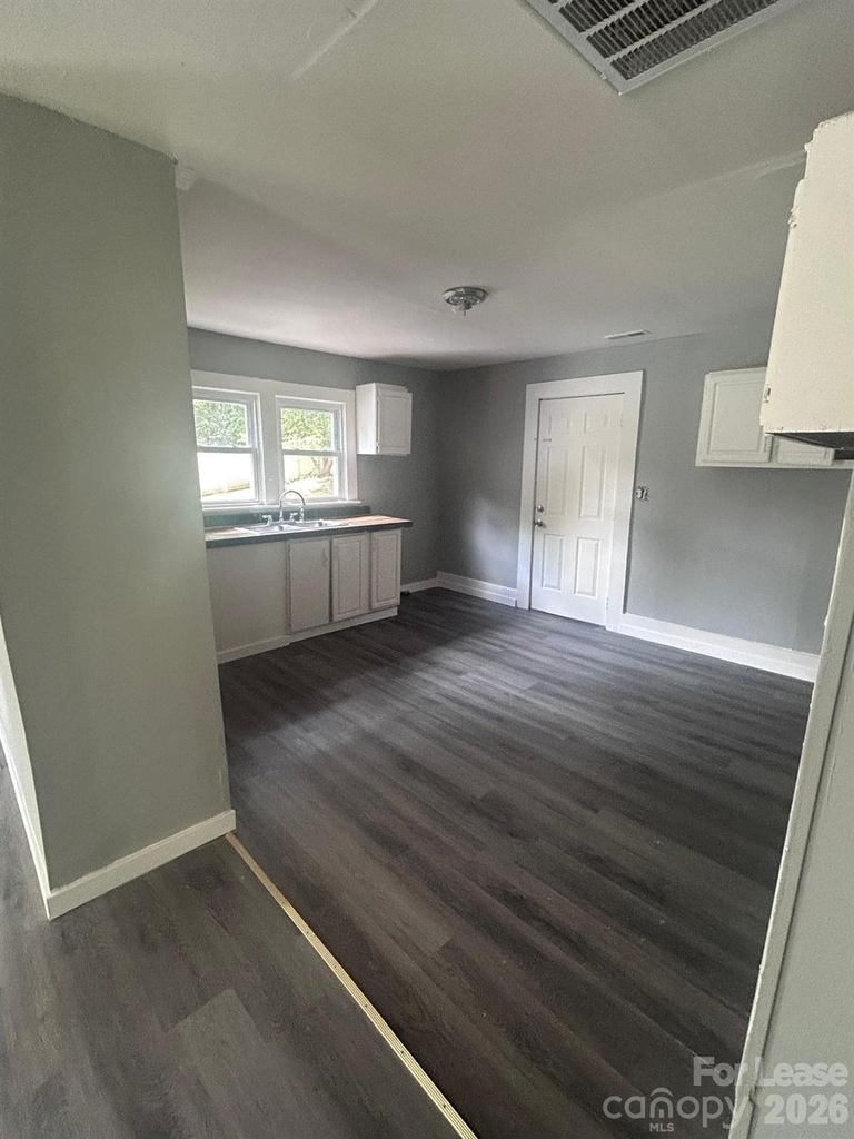 1812 Wilson W Lee Boulevard - Photo 3