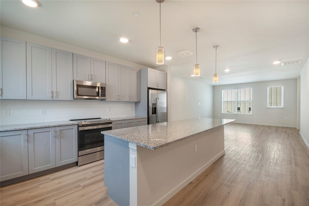 2100 Legacy Drive - Photo 9