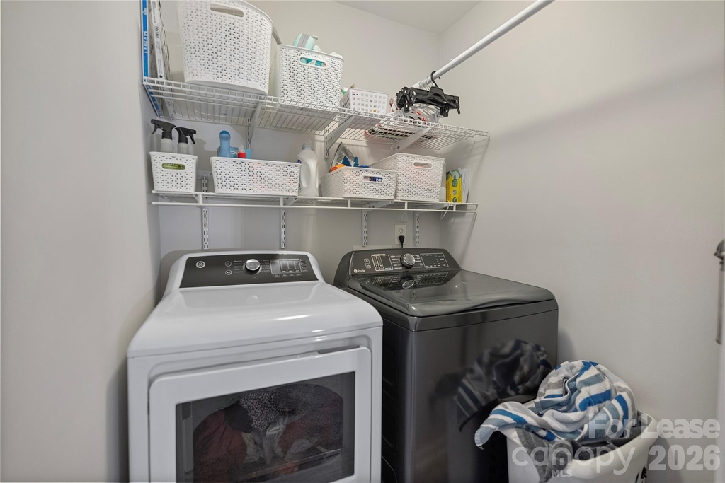 415 Courtland Court - Photo 20
