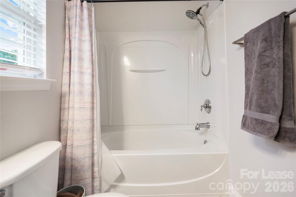 415 Courtland Court - Photo 19