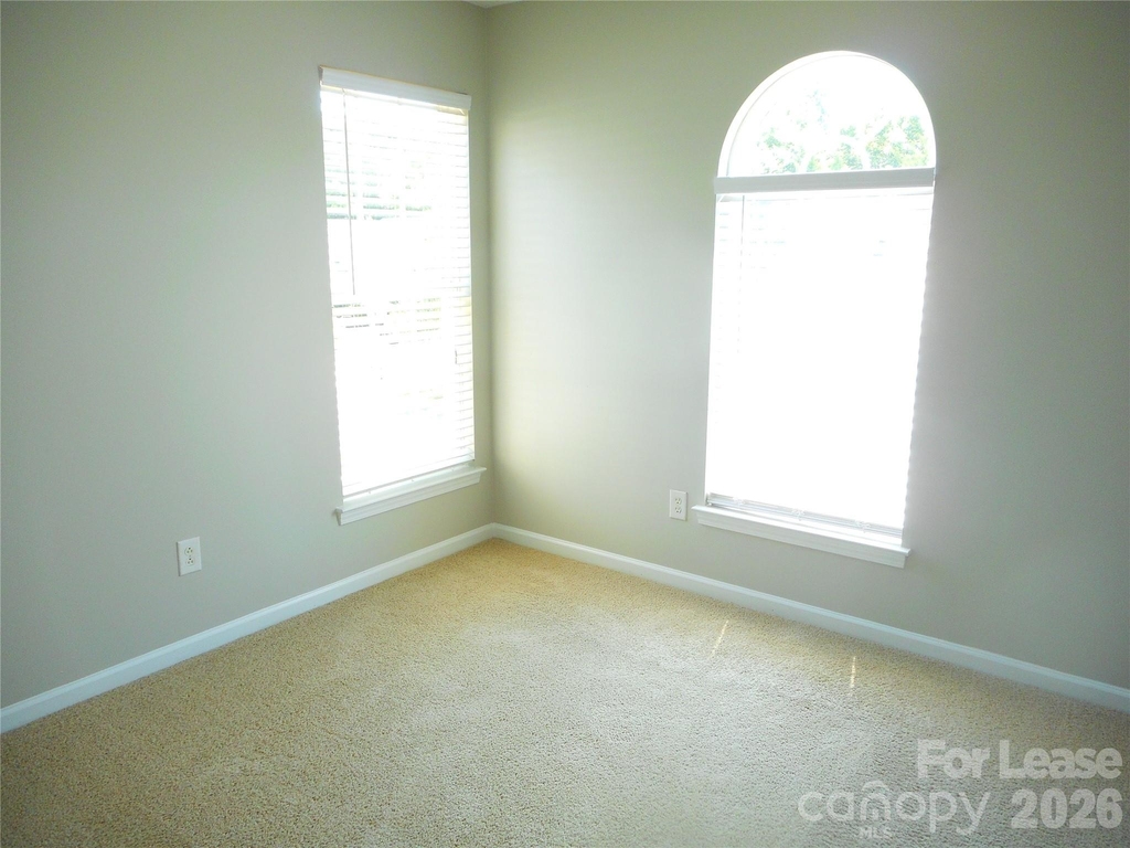 1018 Fountainbrook Drive - Photo 23