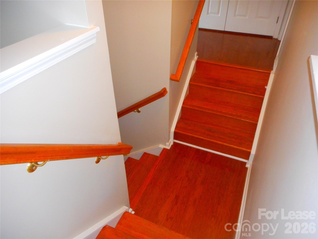 1018 Fountainbrook Drive - Photo 16