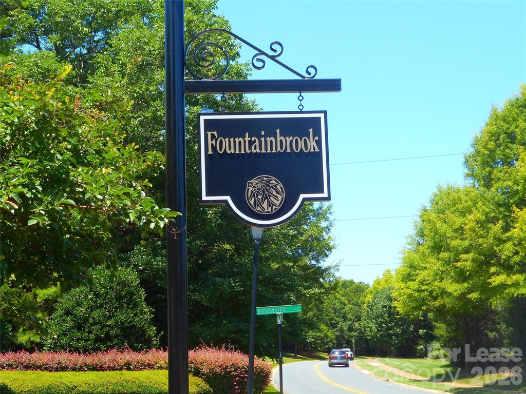 1018 Fountainbrook Drive - Photo 24