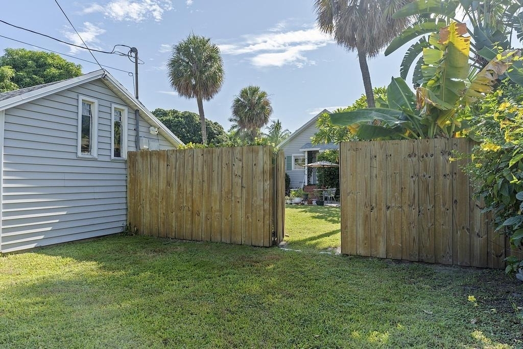 629 N Lakeside Drive - Photo 8