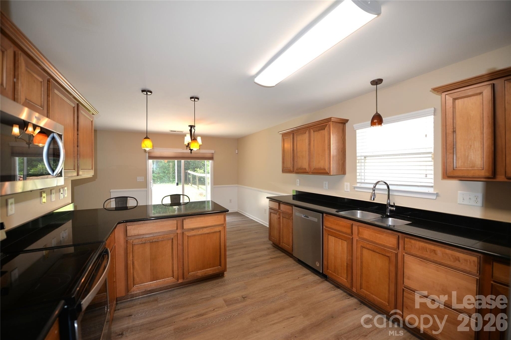6948 Haines Mill Road - Photo 11