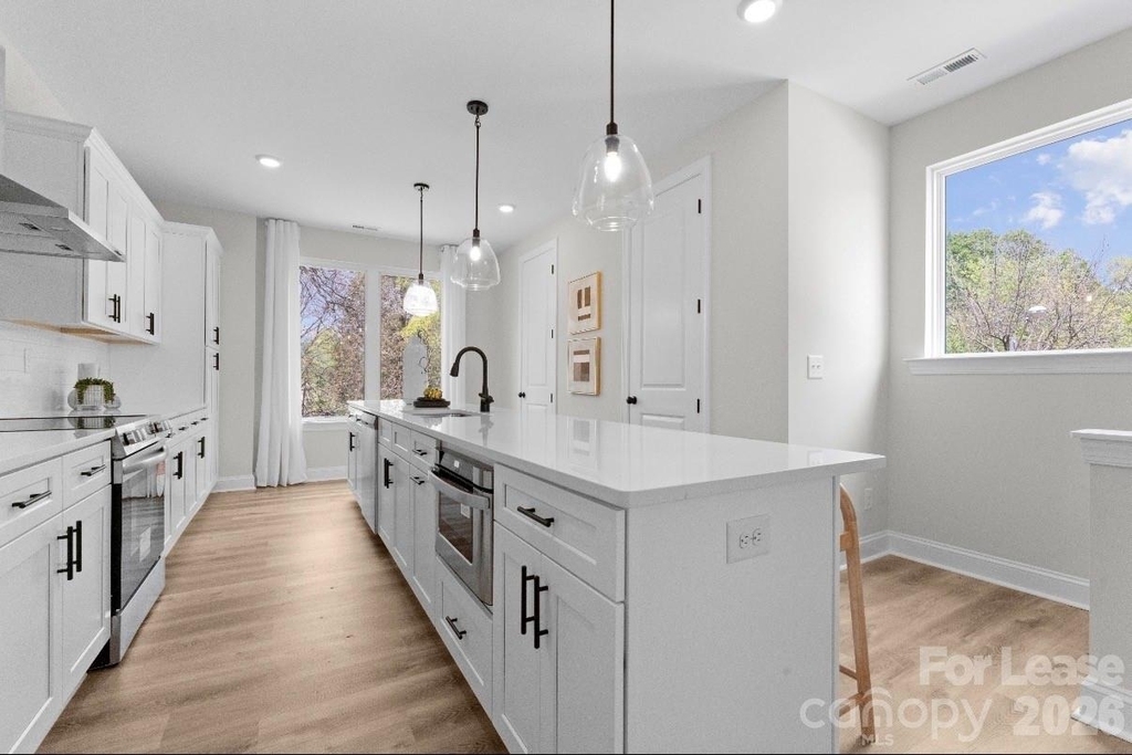 3216 Riley Avenue - Photo 4