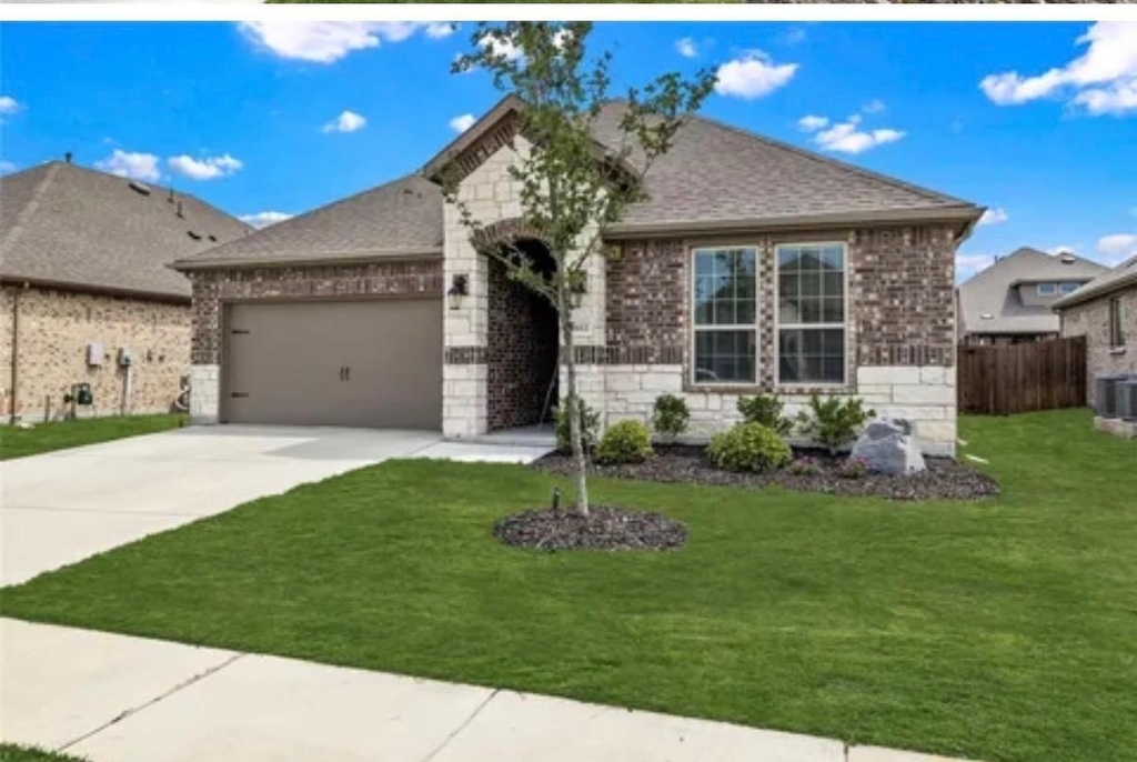 10812 Table Bluff Street - Photo 1