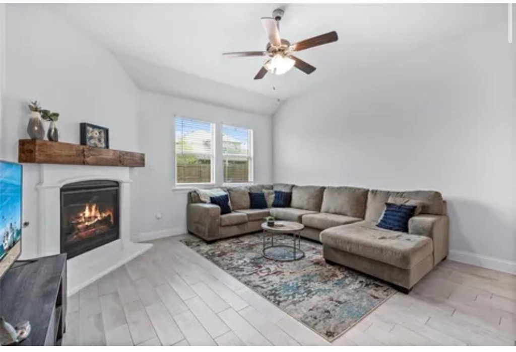 10812 Table Bluff Street - Photo 7