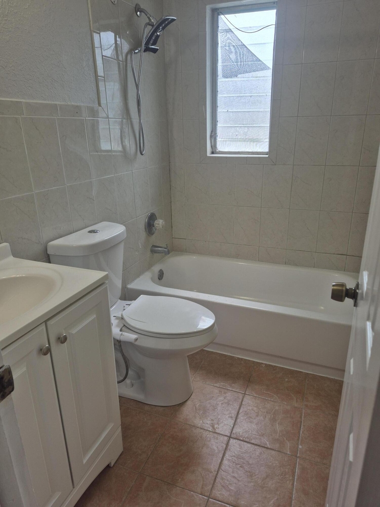 609 20th Street - Photo 6