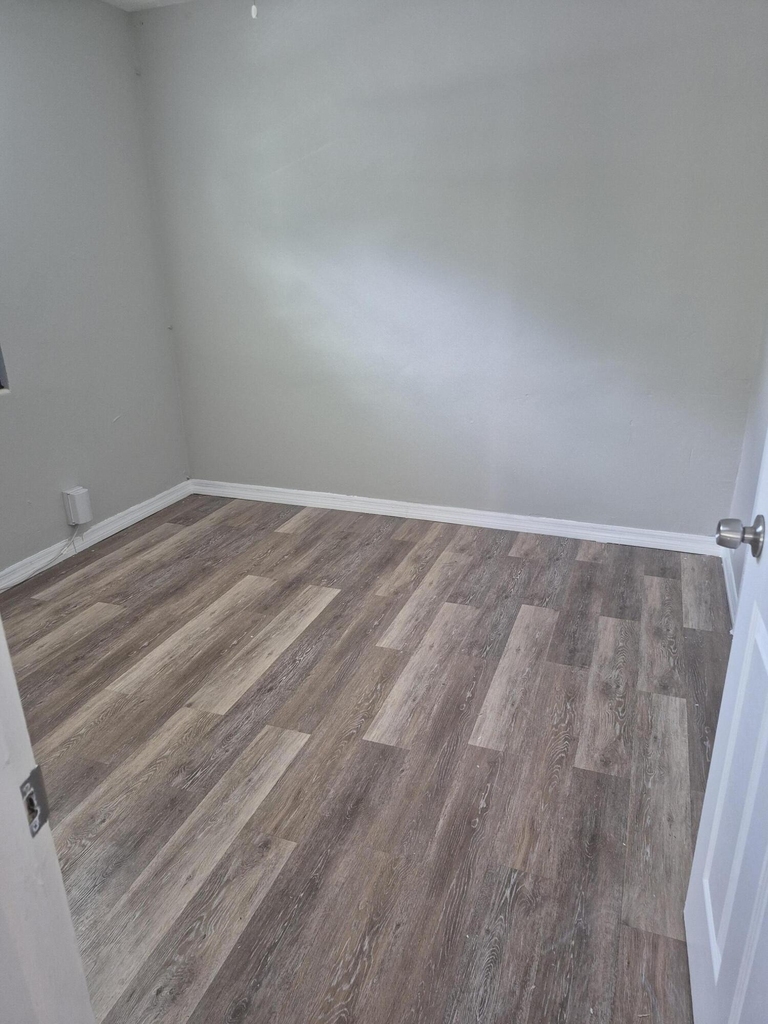 609 20th Street - Photo 6