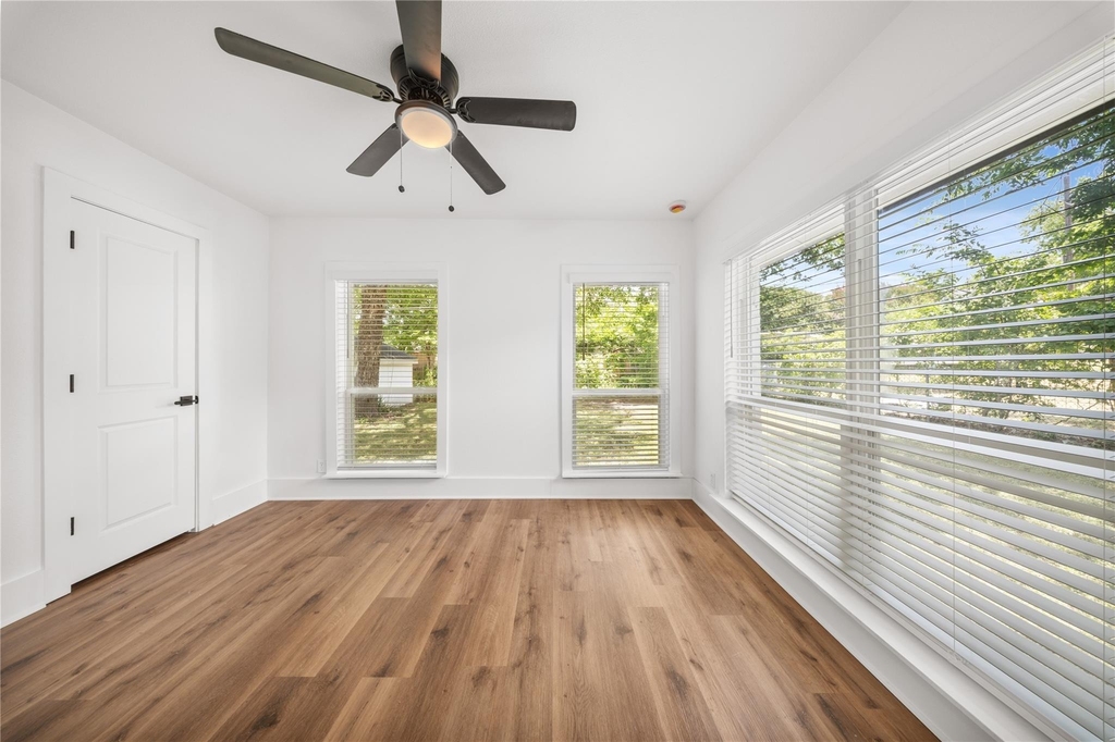 1314 Arborvitae Avenue - Photo 8
