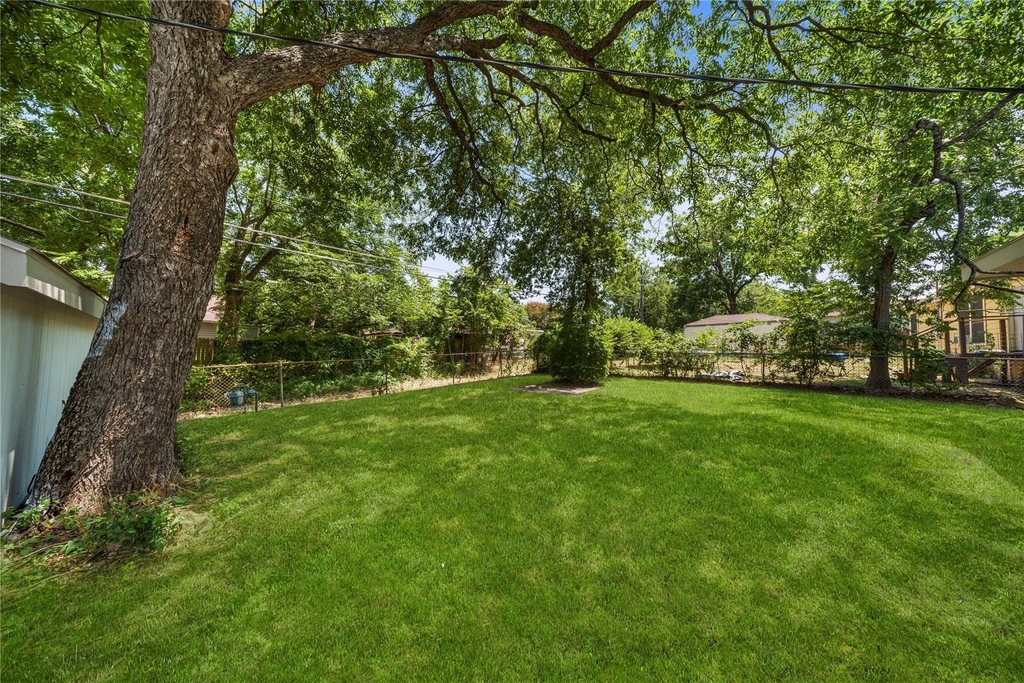 1314 Arborvitae Avenue - Photo 12