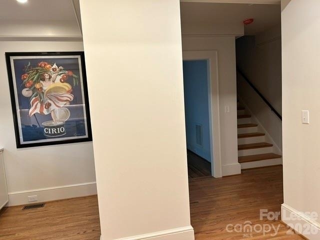 923 Henley Place - Photo 9