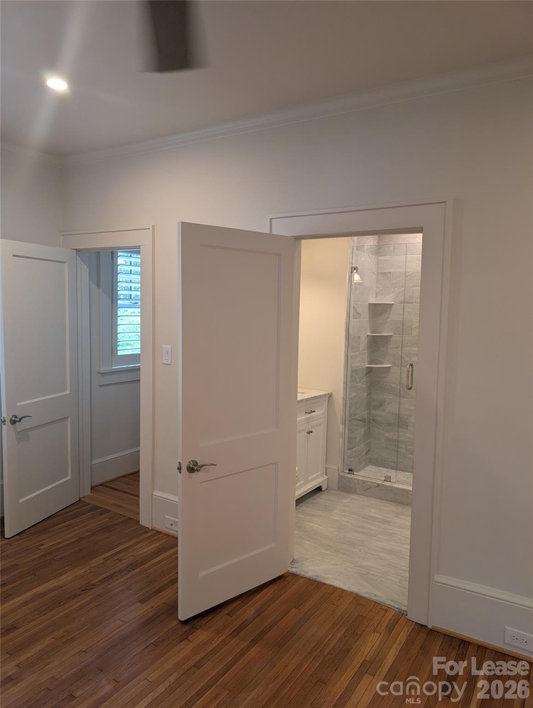 923 Henley Place - Photo 20
