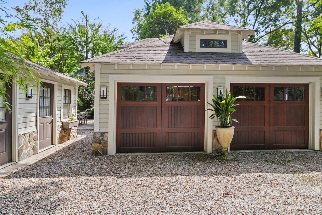 923 Henley Place - Photo 36