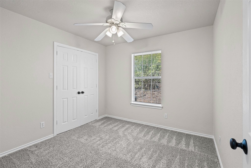 904 E 3rd B Street - Photo 19