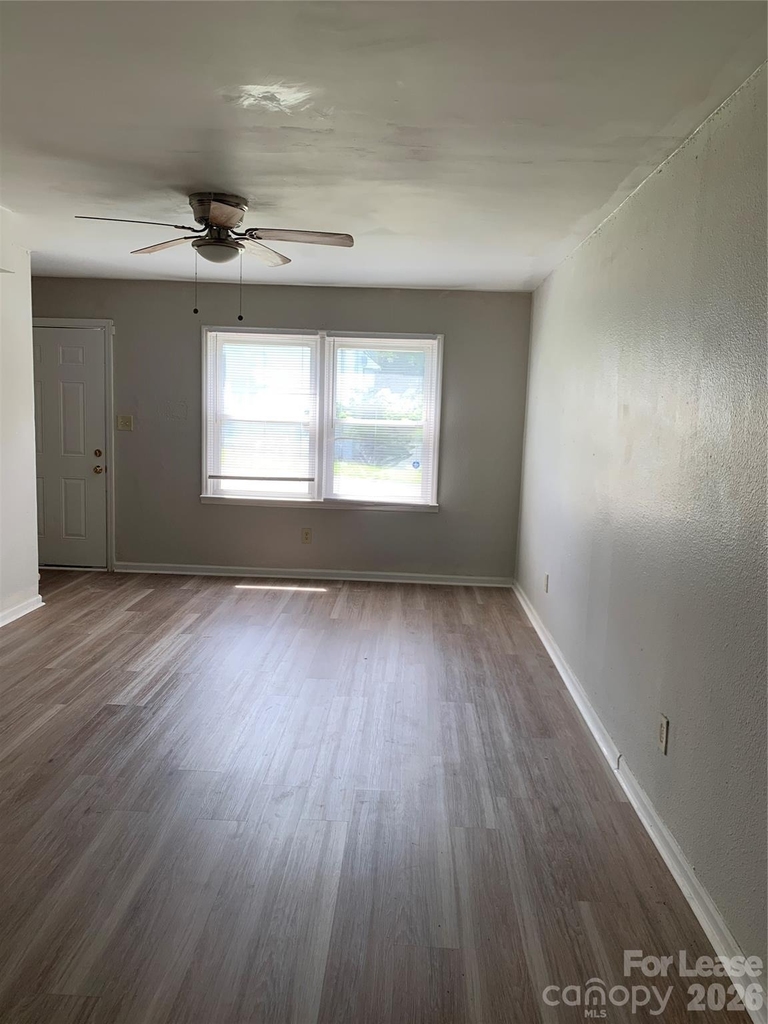 900 Junius Street - Photo 5