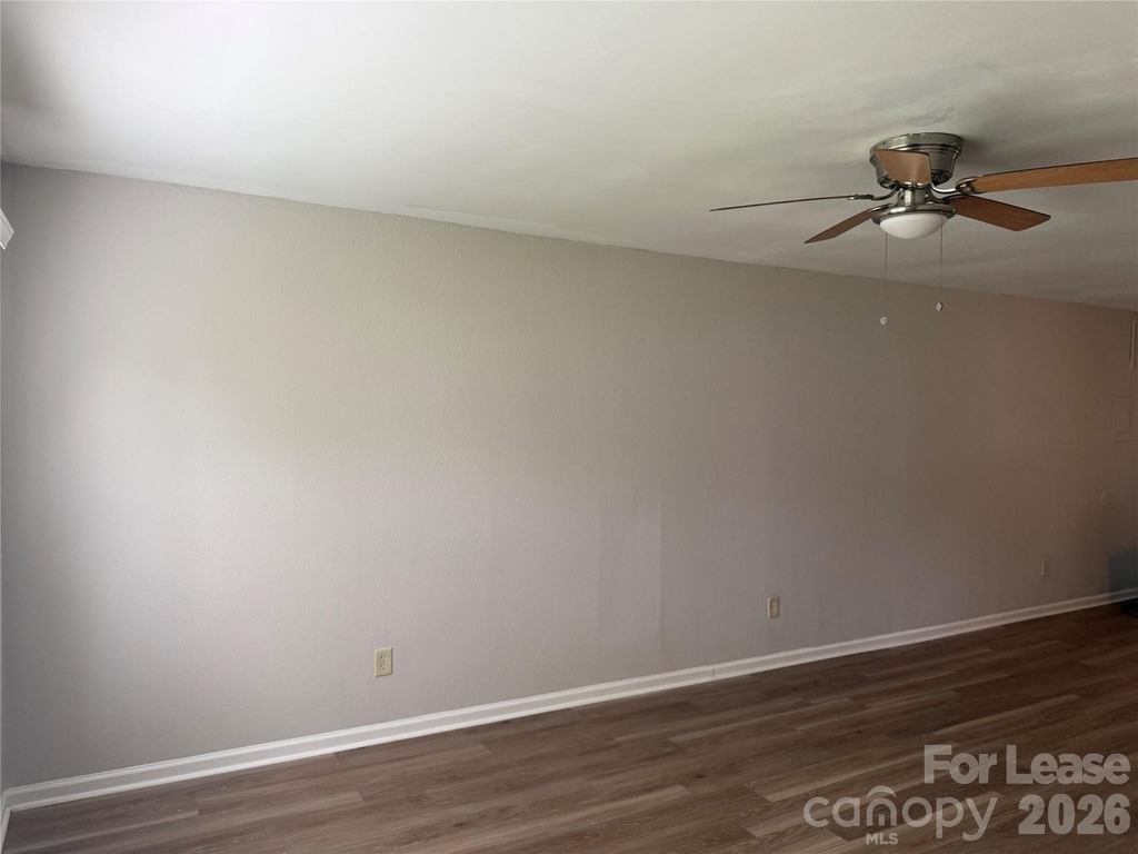 900 Junius Street - Photo 13