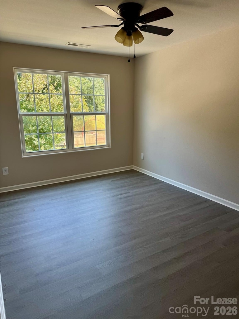937 Joselynn Drive - Photo 4